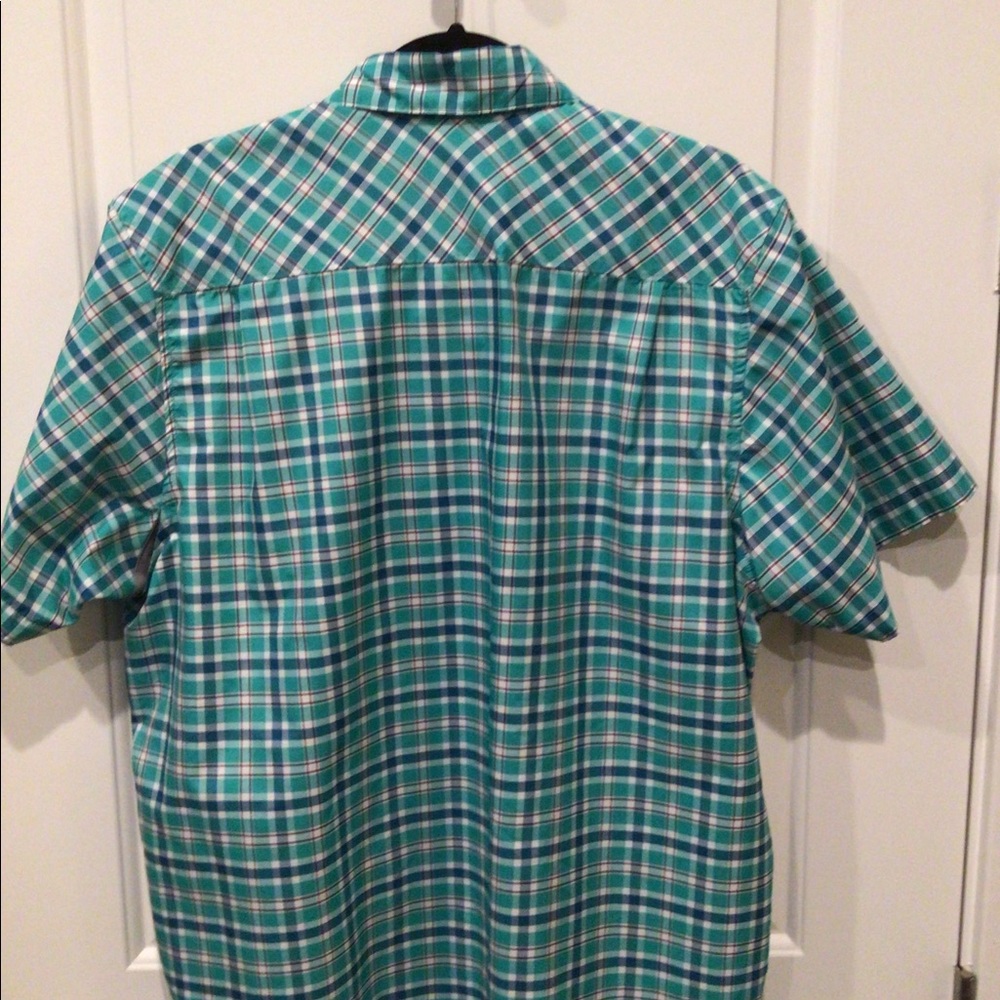 Under Armour Button-up Shirt - Picture 3 of 4